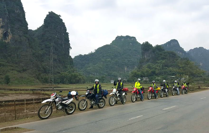 01 Day Hanoi – Ninh Binh Motorcycle Tour