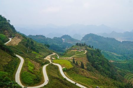 quan-ba-heaven-gate-pass-HaIang-tours