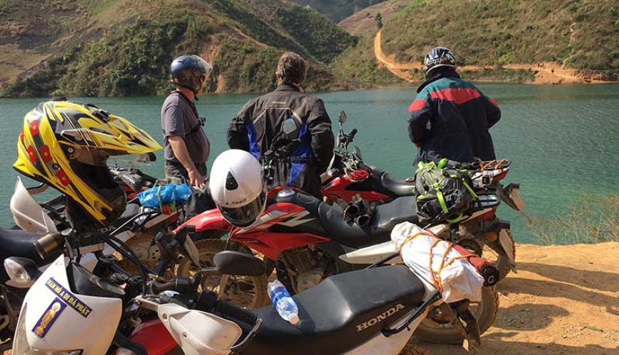 13 Day Hanoi – Nha Trang Motorcycle Tour on HCM Trails