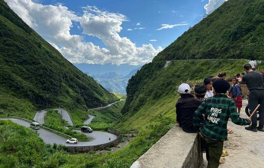 Ha Giang Loop Tour from Hanoi – Group Tour