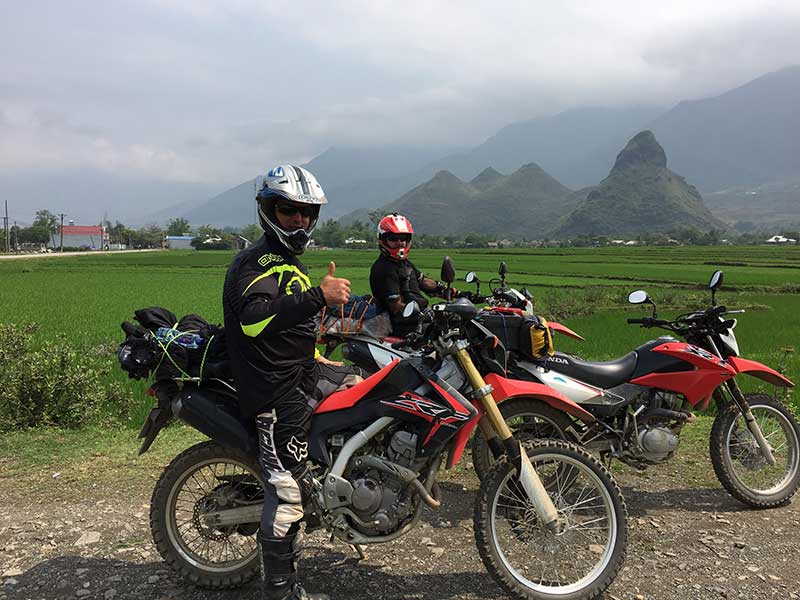 HTmotortour - Motorbike tours in Vietnam